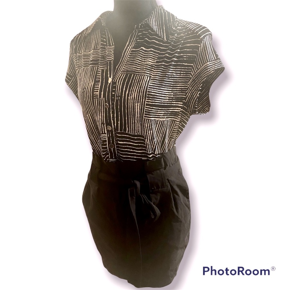 ALFANI black and white top.